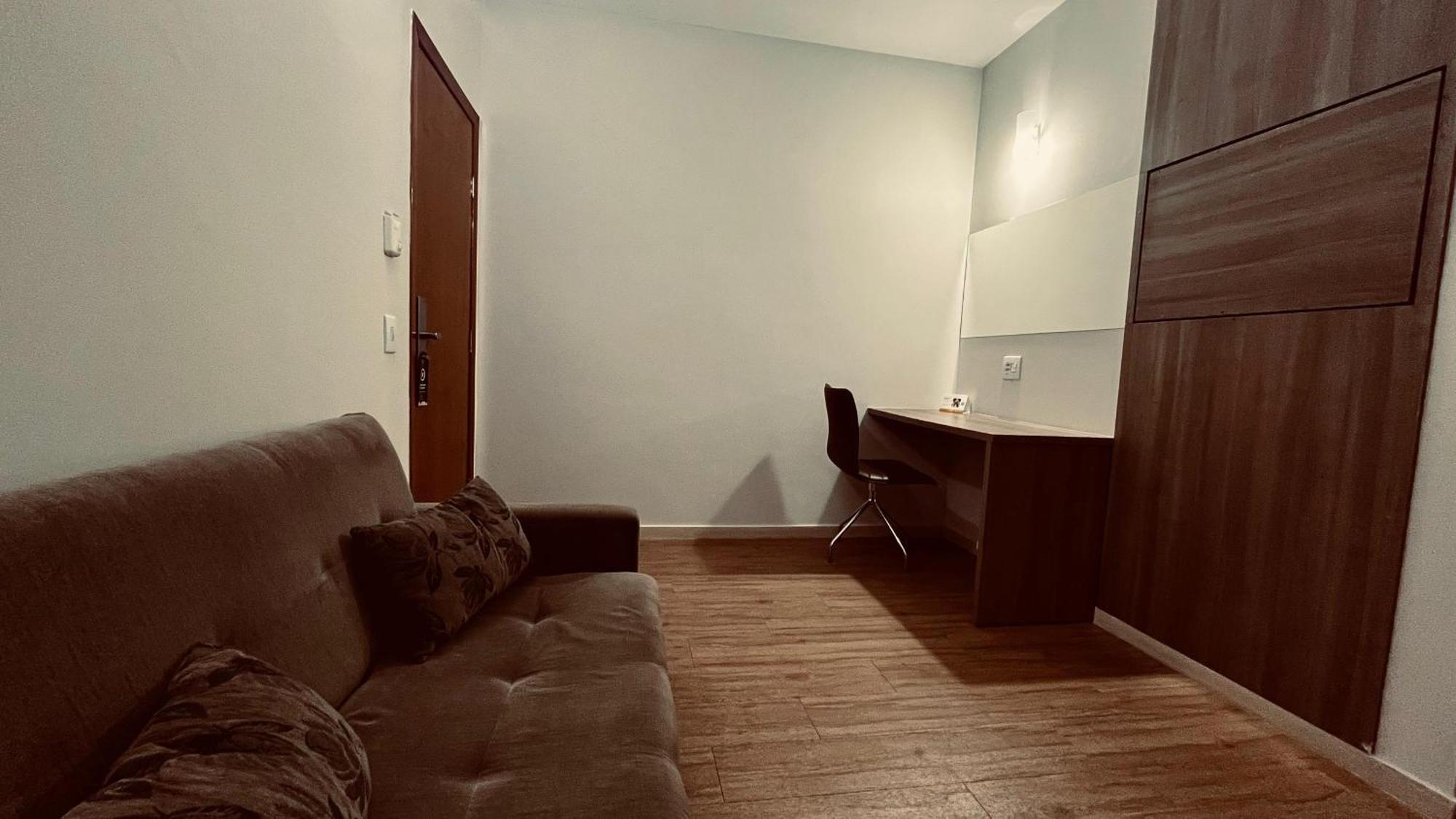 Hotel Amsterdam 蒙蒂斯克拉鲁斯 外观 照片