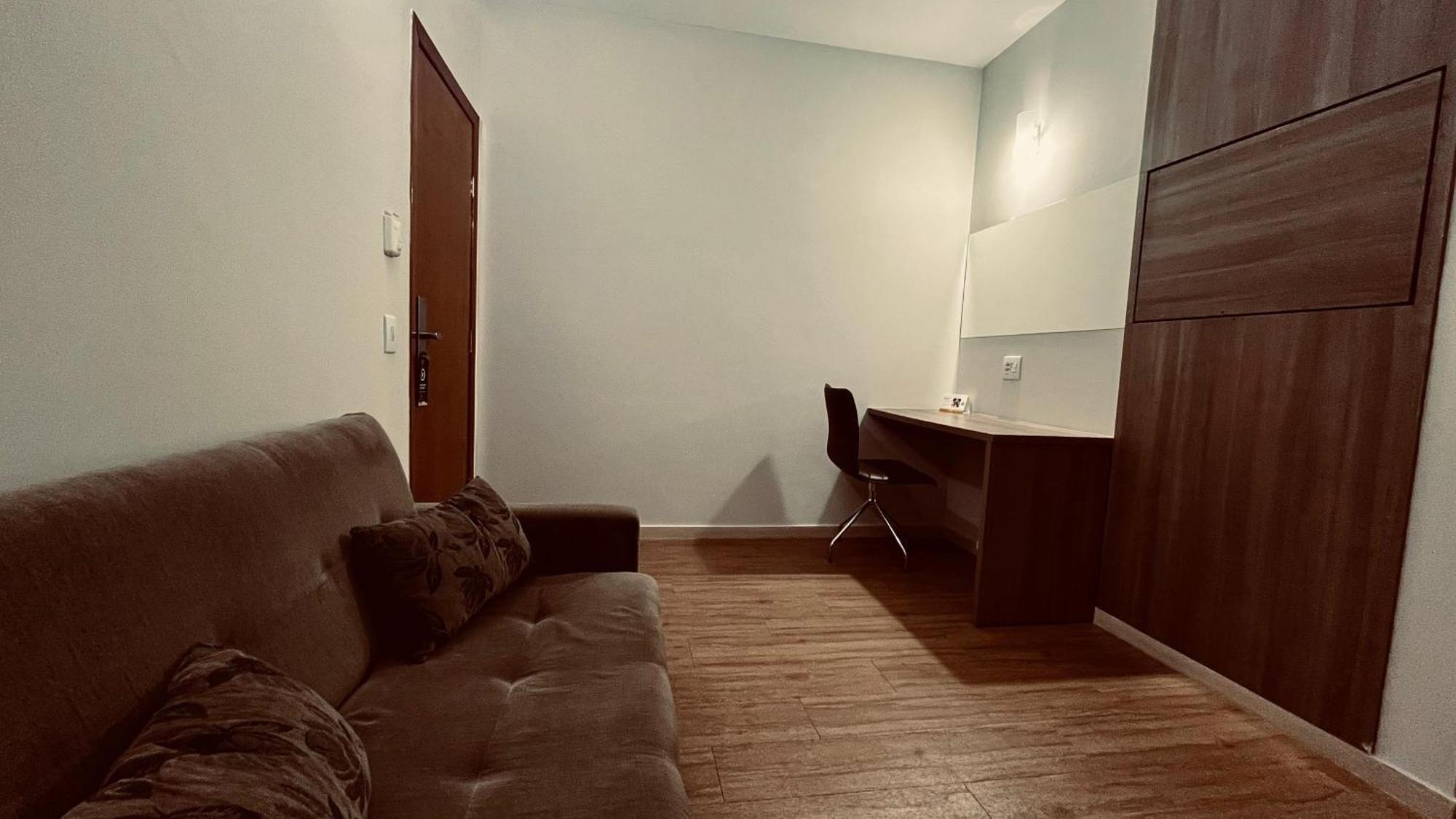 Hotel Amsterdam 蒙蒂斯克拉鲁斯 外观 照片