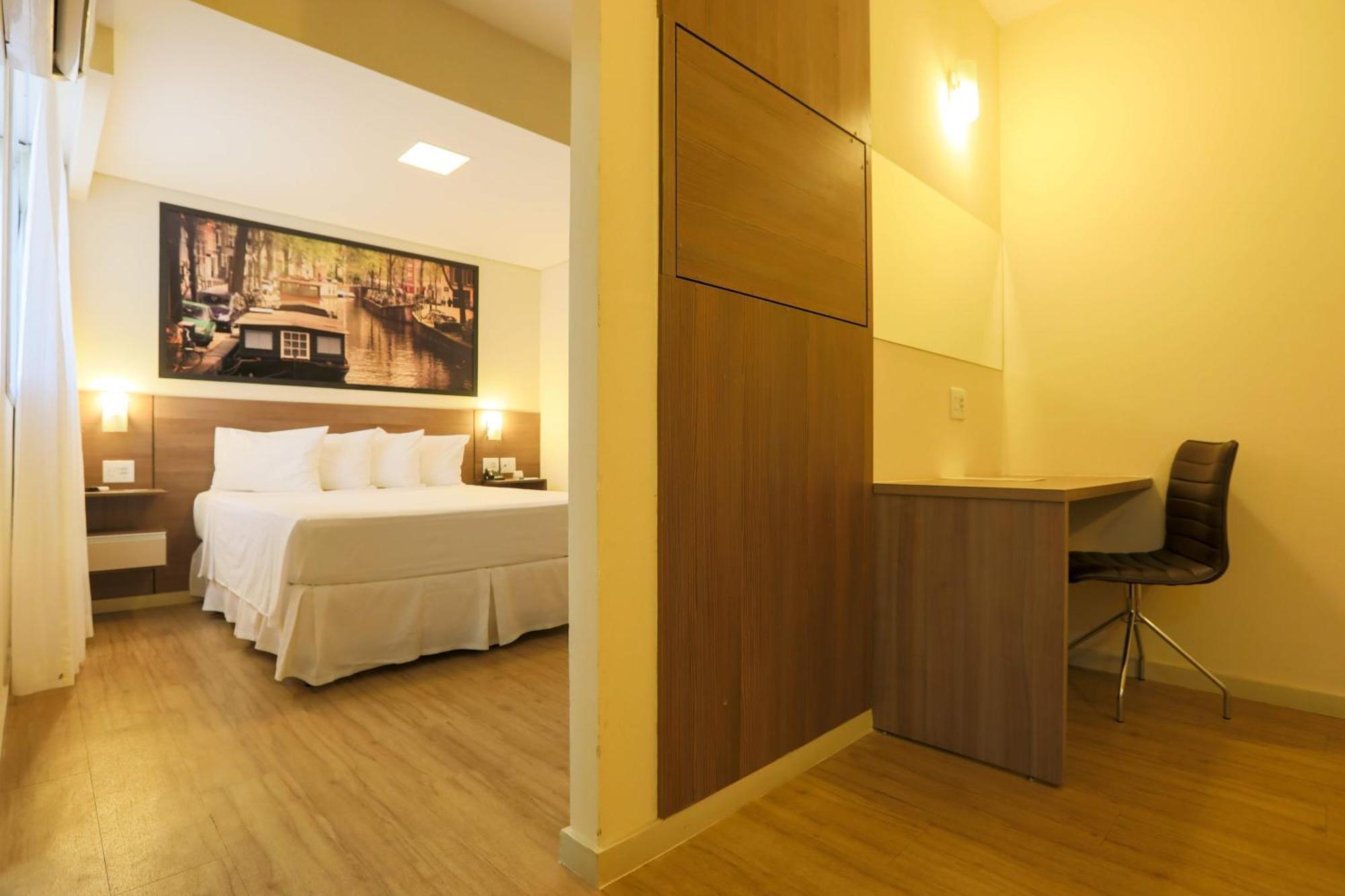 Hotel Amsterdam 蒙蒂斯克拉鲁斯 外观 照片