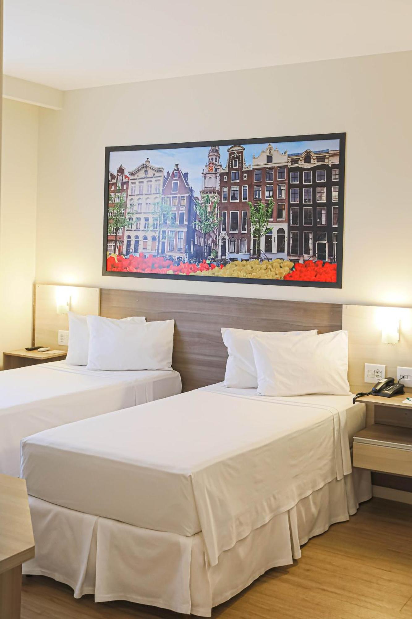 Hotel Amsterdam 蒙蒂斯克拉鲁斯 外观 照片