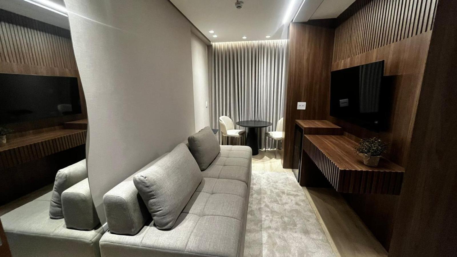 Hotel Amsterdam 蒙蒂斯克拉鲁斯 外观 照片